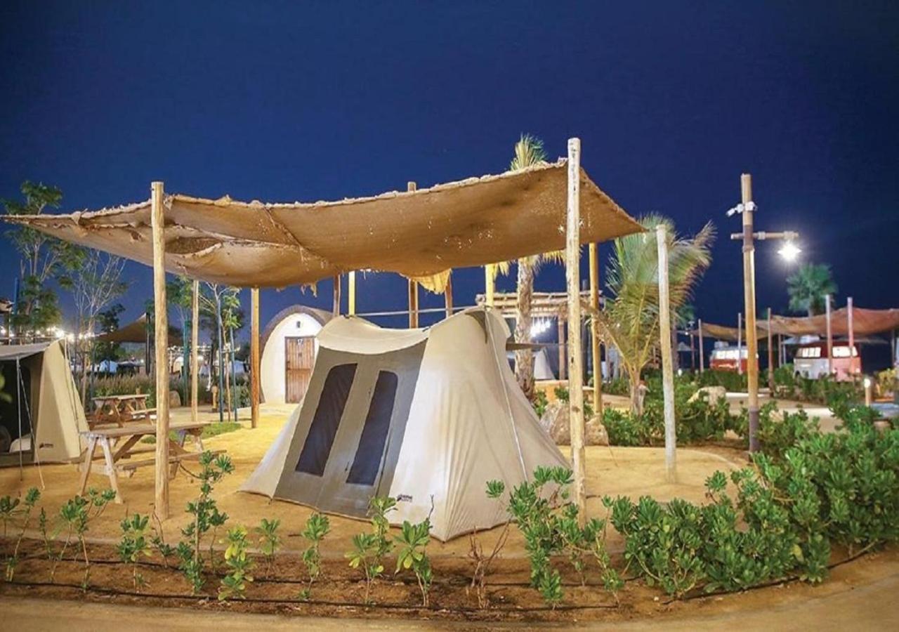 Bab Al Nojoum Hudayriyat Camp Hotel Abu Dhabi Eksteriør billede